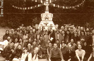 Retreatants with Rinpoche at Vajrapani Institute