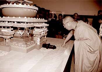 His Holiness visits the Shi-Tro Mandala for Universal Peace at Forest Lawn, Glendale, California