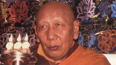 HH Ling Rinpoche