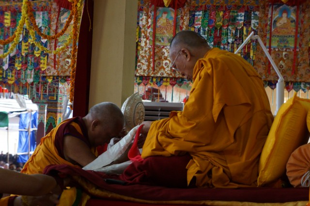 Lama Zopa Rinpoche making offerings for His Holiness the Dalai Lama’s long life at the conclusion of this year’s Jangchub Lam-Rim teaching event at Sera Je Monastery.