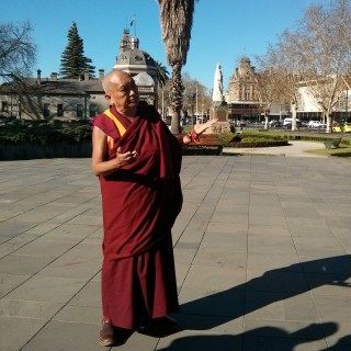 Retreat with Lama Zopa Rinpoche Begins in Australia [Video]