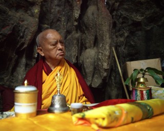 Rinpoche Livestreaming from Singapore