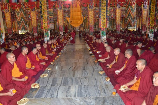 The monks gather in the gompa for lunch when there are prayers and pujas organized around lunch time. 