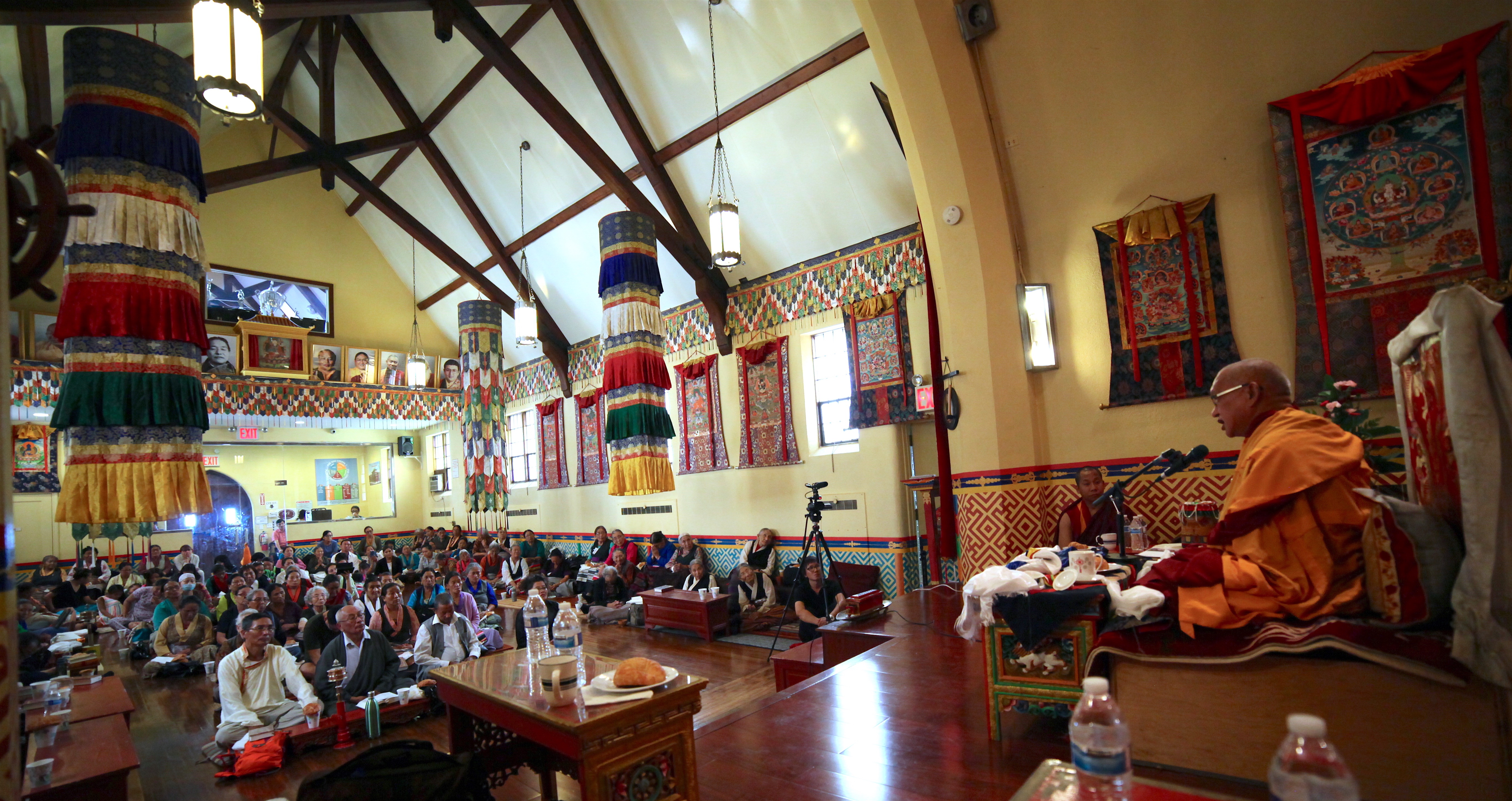 Lama Zopa Rinpoche Visits the Himalayan Elders Project [VIDEO, Tibetan]