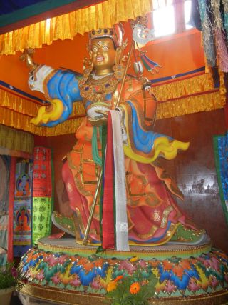 This 13 ft Guru Rinpoche statue had to be airlifted to Lawudo. 