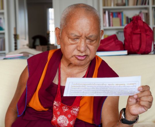 Lama Zopa Rinpoche recites the Aryasanghata Sutra, New York, USA, 2016. Photo by Ven. Roger Kunsang.