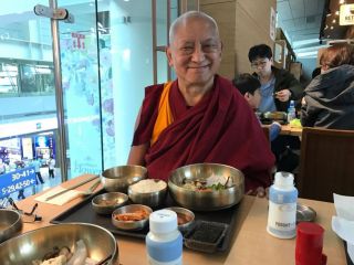Lama Zopa Rinpoche Arrives in Mongolia