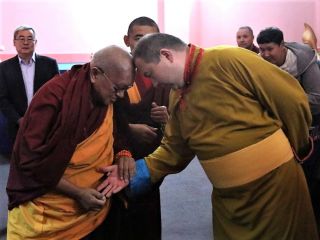 Watch Lama Zopa Rinpoche Teach Live from Moscow