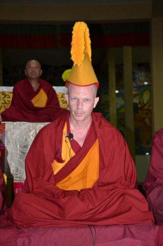 Dutch Monk Geshe Tenzin Namdak Completes Final Geshe Examination