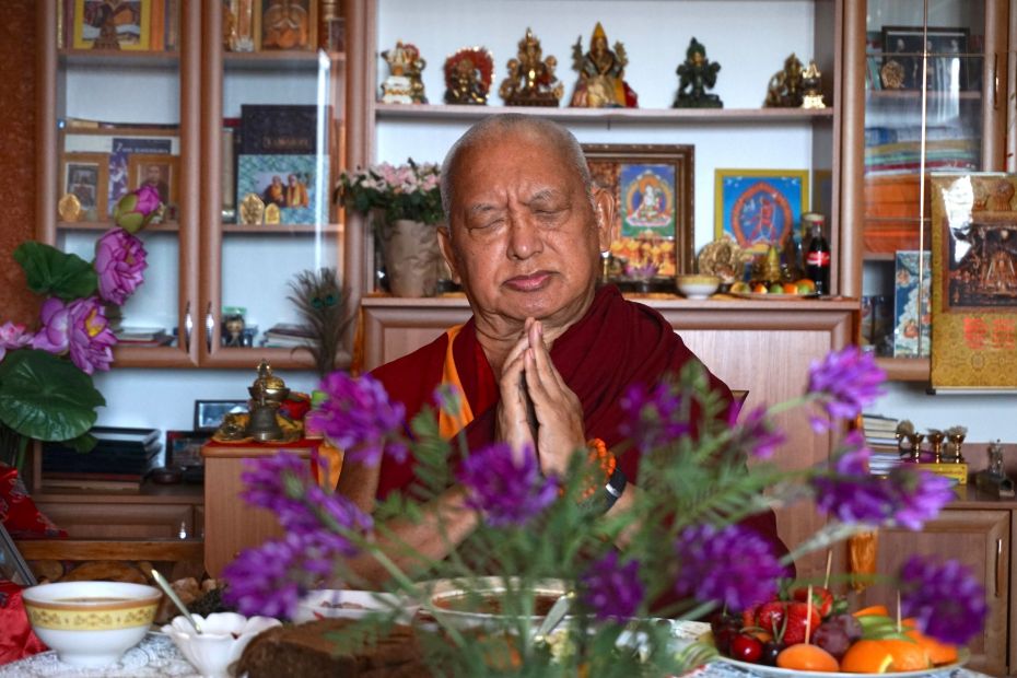 rinpoche-blessing-food