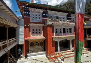 Rebuilding Khumjung Gompa, Nepal