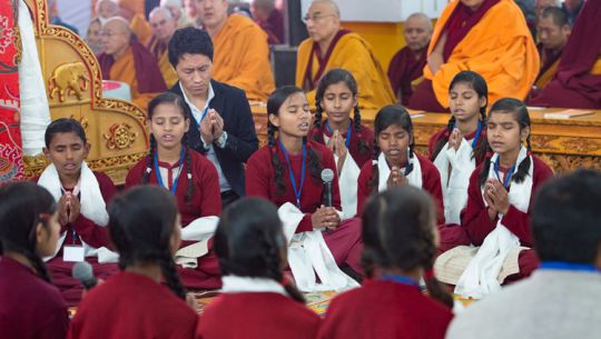 maitreya students chanting for dalai lama bodhgaya india 201801