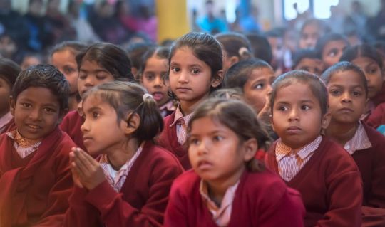 maitreya-school-children-india-201801