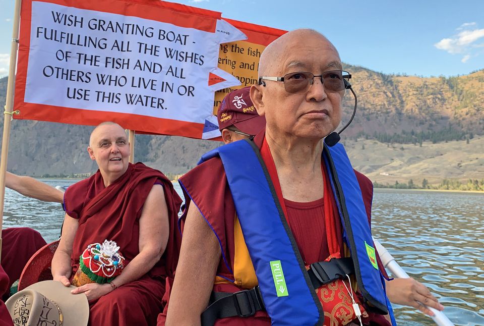 Video of Lama Zopa Rinpoche on How to Bless Beings in the Water