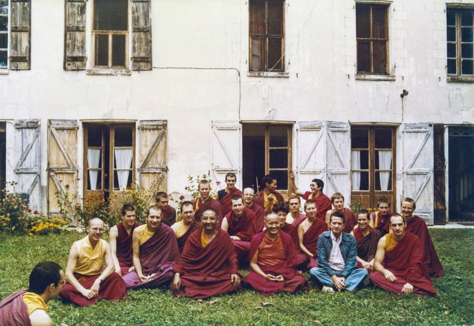 link to Lama Yeshe Wisdom Archive image gallery