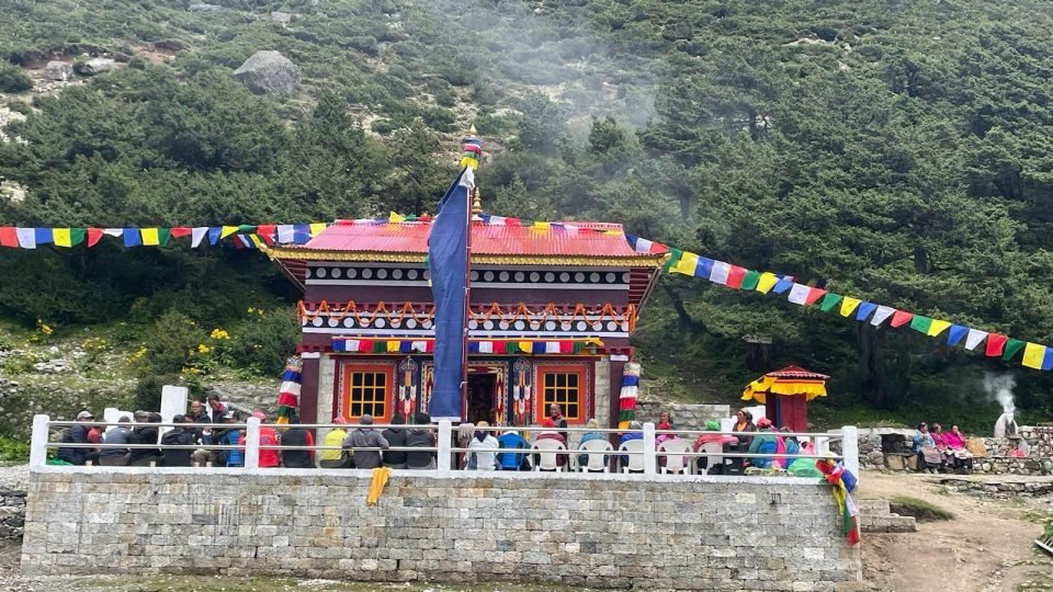 Rejoicing in the Magnificent Thame Prayer Wheel and Extensive Dedication from Lama Zopa Rinpoche