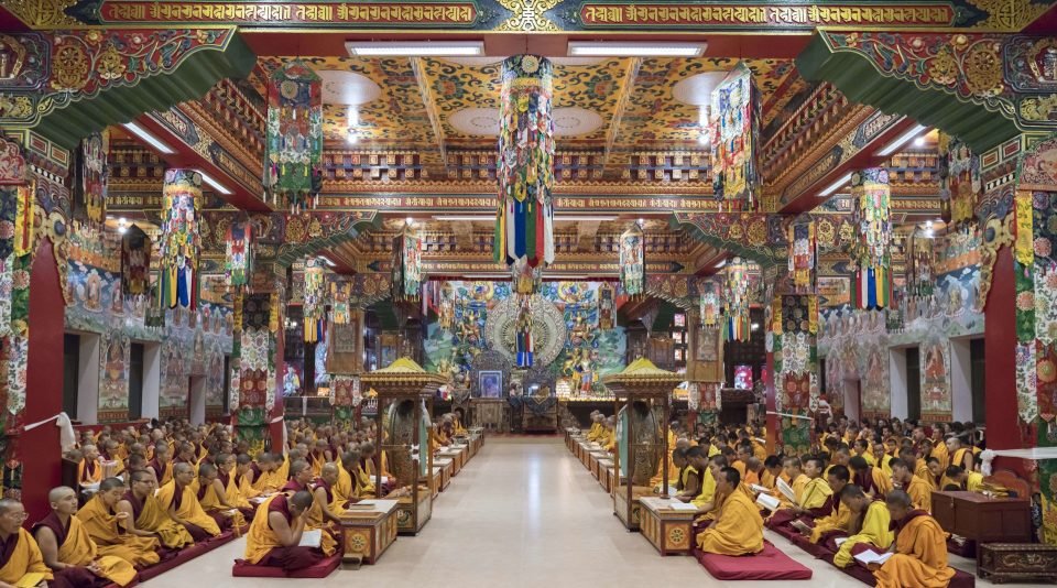 A Precious Opportunity: Extensive Prayers and Offering to Thousands of Sangha on Lhabab Duchen