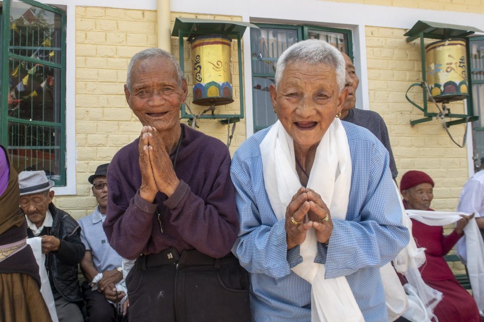 Moving Video of Venerable Roger Kunsang Visiting Jampaling Elders Home, Dharamsala, India