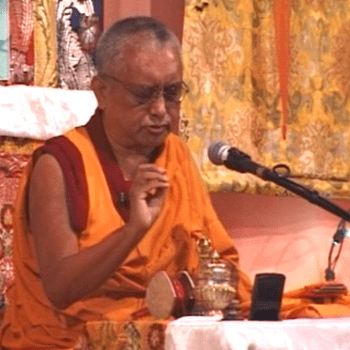 Lama Zopa Rinpoche teaching at ILTK 2004