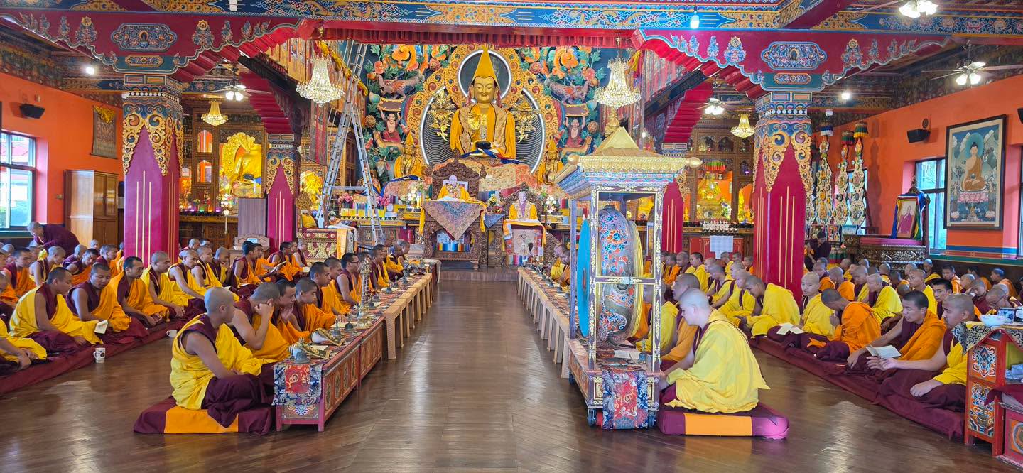 Prayers for Rasuwa at Kopan Monastery. Photo courtesy of the Kopan Facebook page.