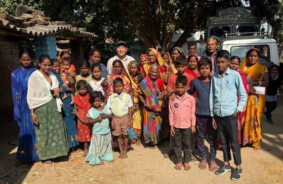 Shakyamuni Clinic staff engaging with the community during the outreach program