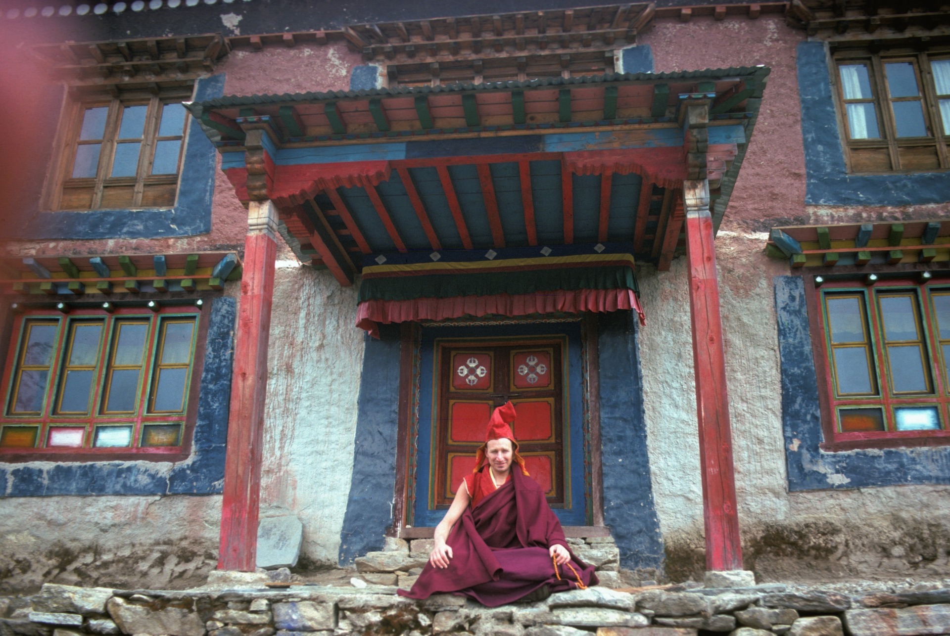 Scott Brusso with the hat donated by Lama Zopa Rinpoche. Photo courtesy of Scott Brusso.