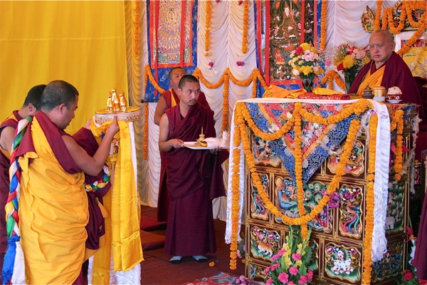 Lama Zopa Rinpoche Gives Chenrezig Initiation at Boudhanath