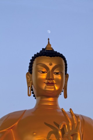 A photo of a life-sized replica of the Maitreya Buddha statue to be built in Kushinagar, India, December 12, 2013. Photo by Andy Melnic.