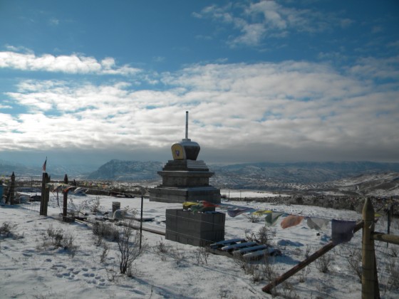 Pamtingpa Center's nearly complete stupa, Tonasket, Washington, US, January 2014. Photo by Su Ianniello.