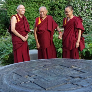 Watch Lama Zopa Rinpoche’s Public Teaching in London [Video]