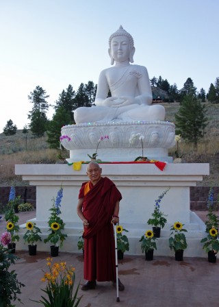 Lama Zopa Rinpoche with the new Amitabha Buddha statue at Buddha Amitabha Pure Land, Washington, US, July 2014. Photo by Ven. Roger Kunsang.